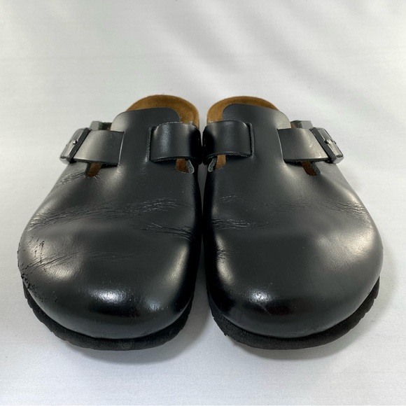 Birkenstock Boston leather clog. 🖤 - Picture 6 of 10